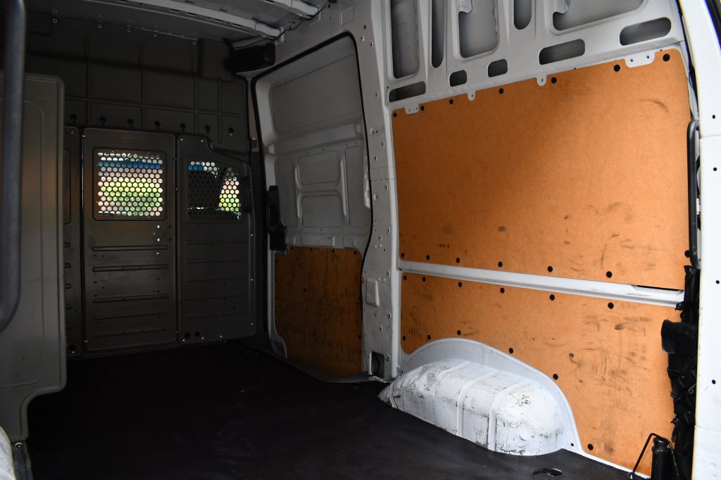 2019 Nissan NV Image 18