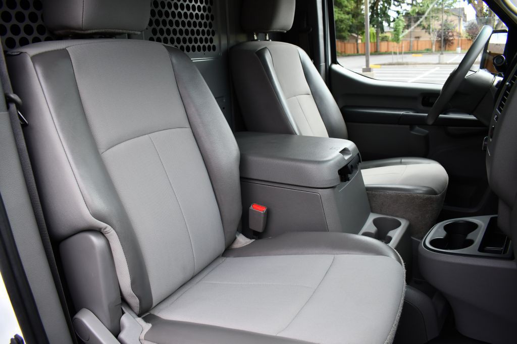 2019 Nissan NV Image 24