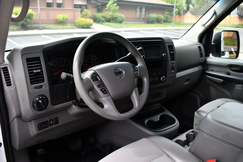 2019 Nissan NV Image 27