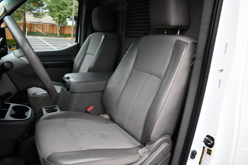 2019 Nissan NV Image 29