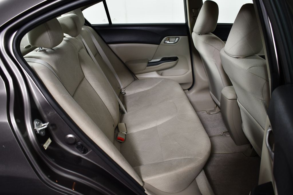 2012 Honda Civic Image 22
