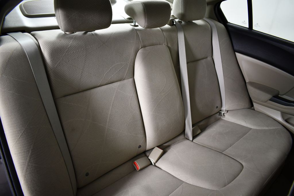 2012 Honda Civic Image 23