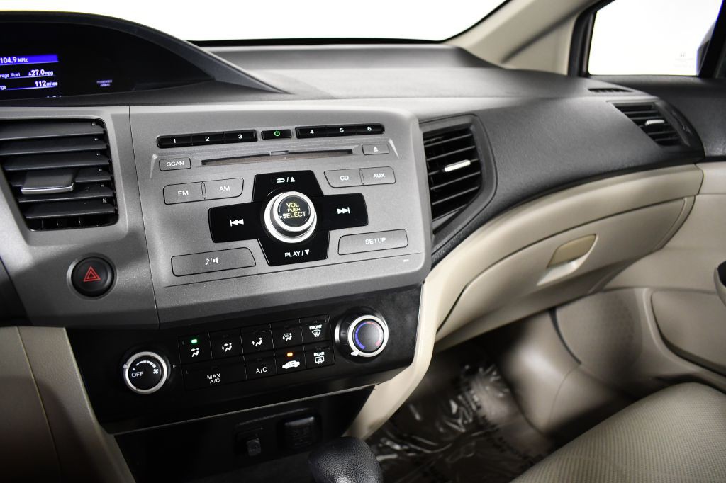 2012 Honda Civic Image 32