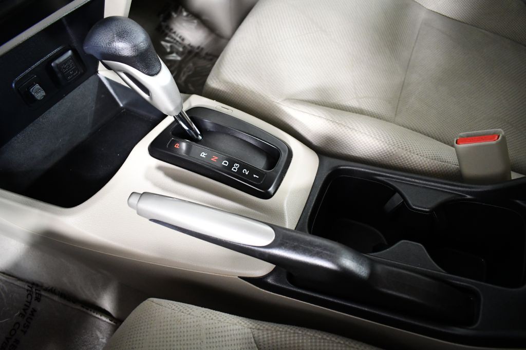 2012 Honda Civic Image 34