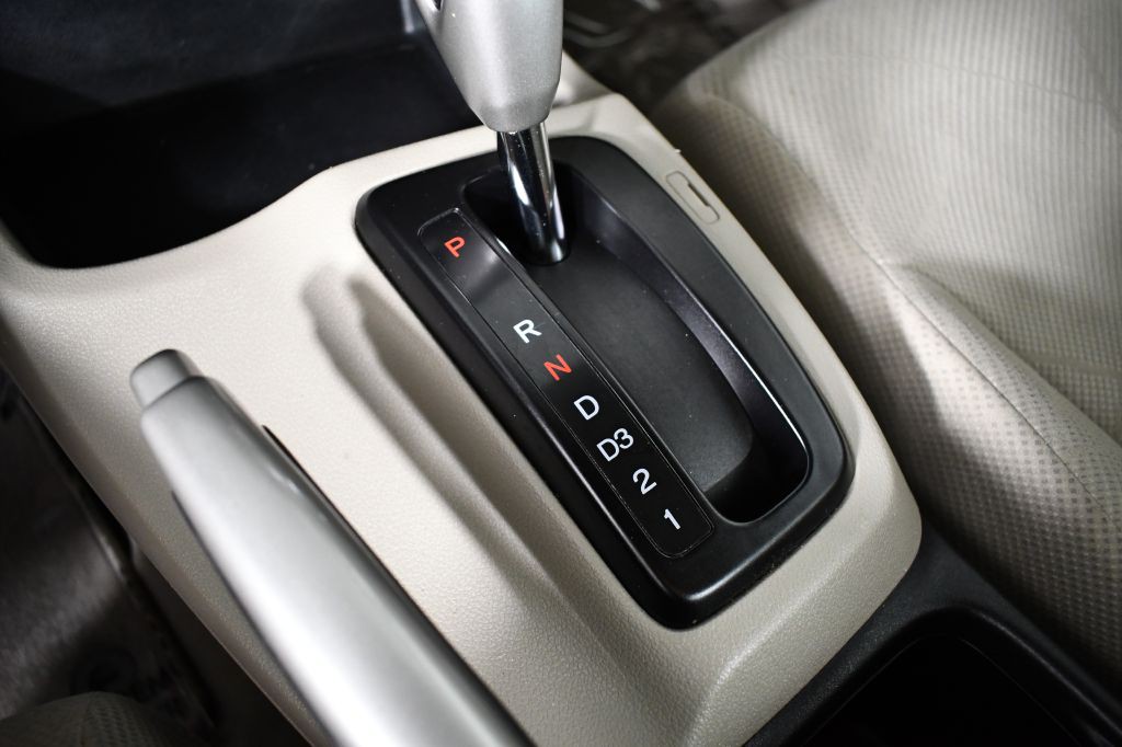 2012 Honda Civic Image 35