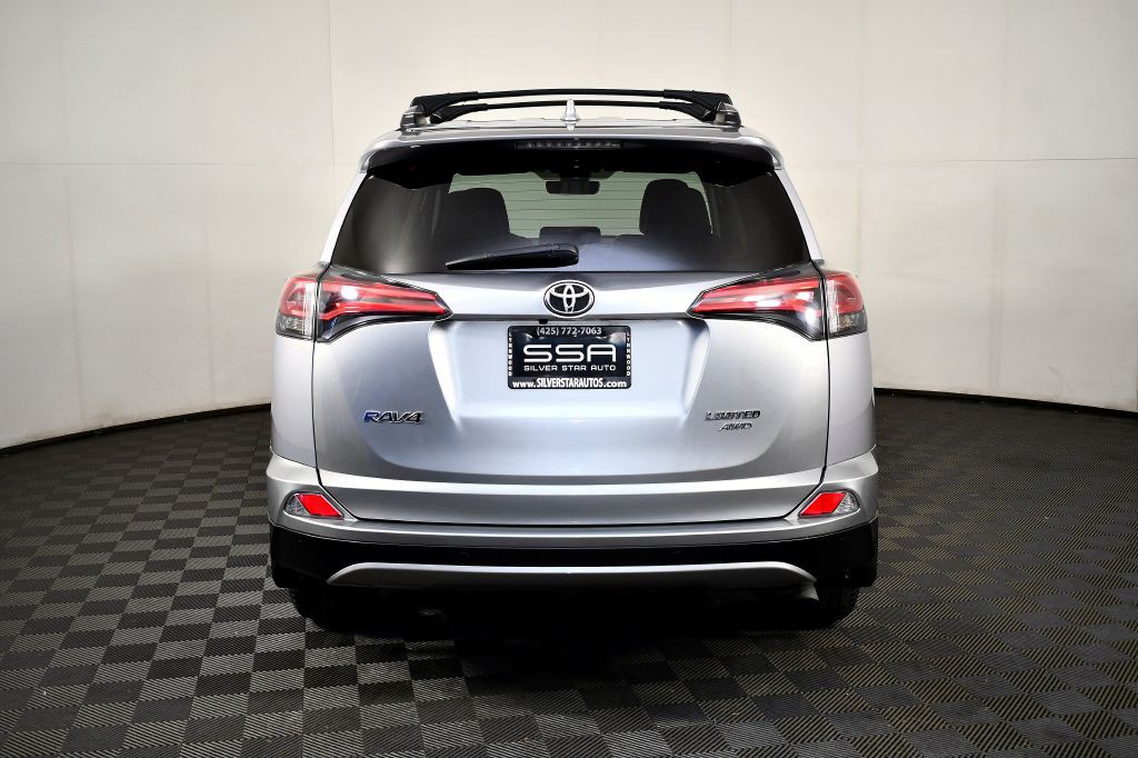 2017 Toyota Rav4 Image 8