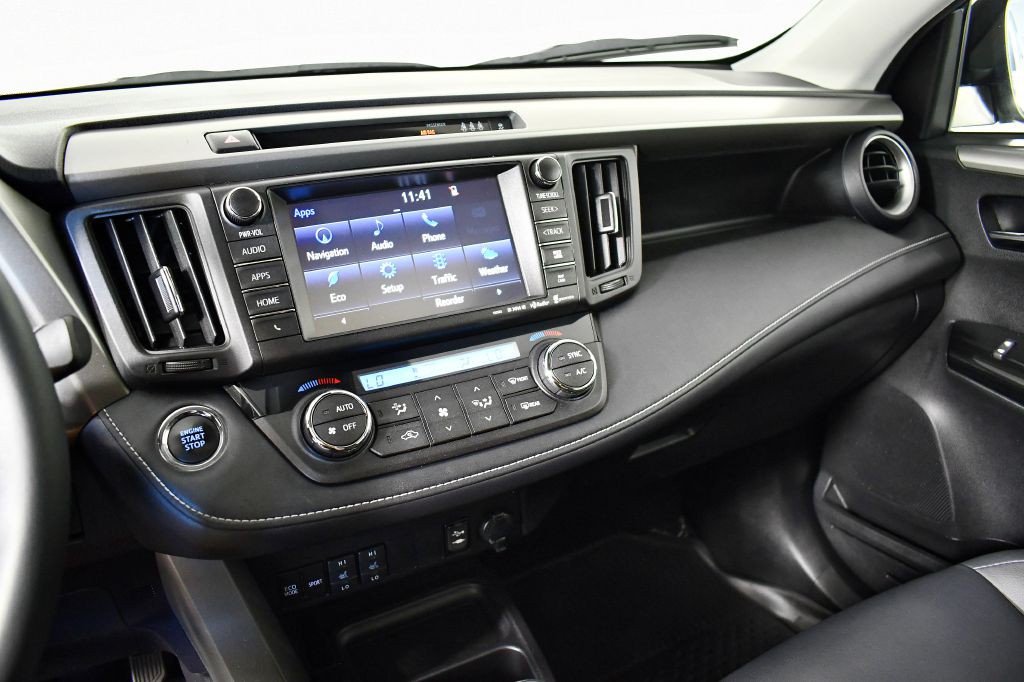 2017 Toyota Rav4 Image 34