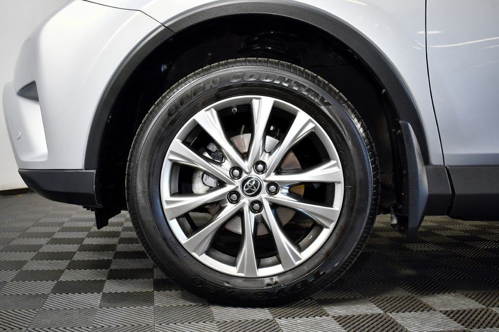 2017 Toyota Rav4 Image 46