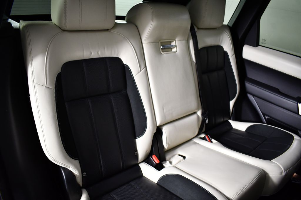 2020 Land Rover Range Rover Sport Image 23