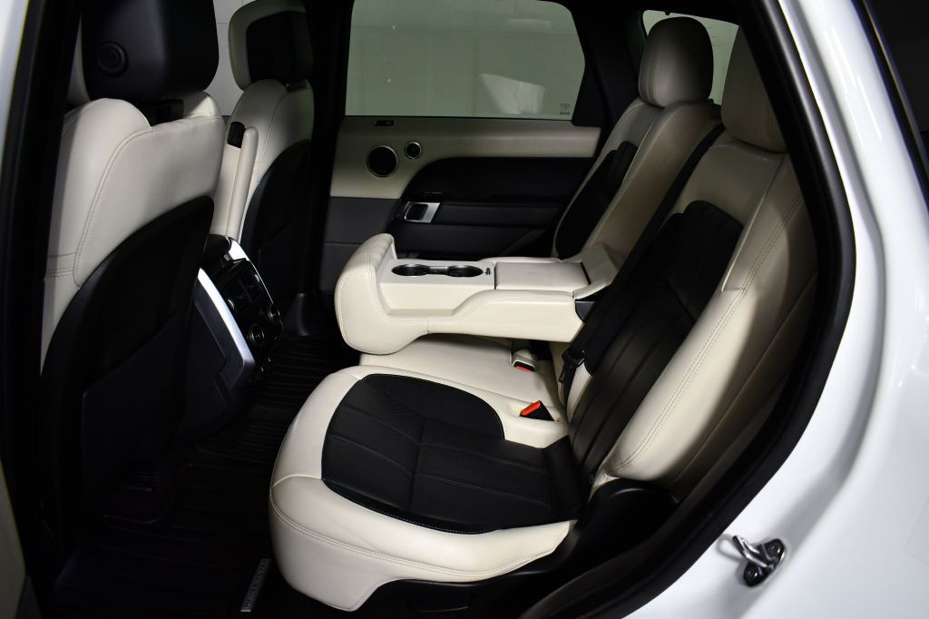 2020 Land Rover Range Rover Sport Image 24