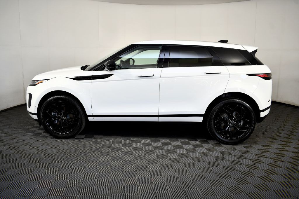 2022 Land Rover Range Rover Evoque Image 11