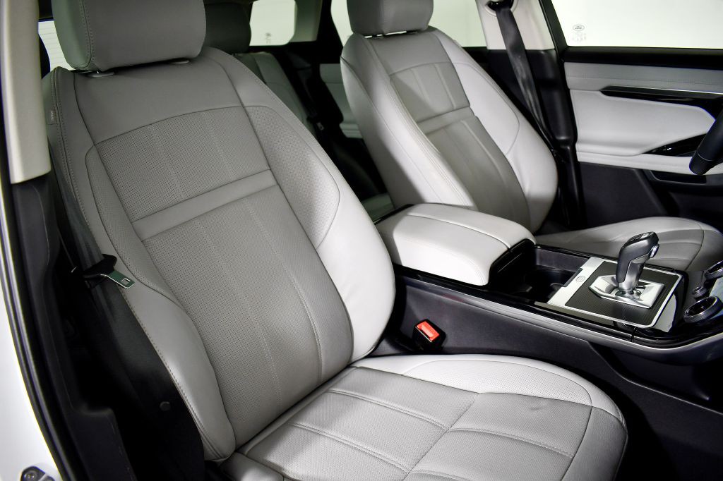 2022 Land Rover Range Rover Evoque Image 25