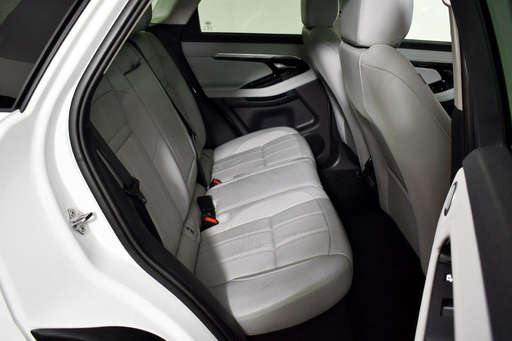 2022 Land Rover Range Rover Evoque Image 26
