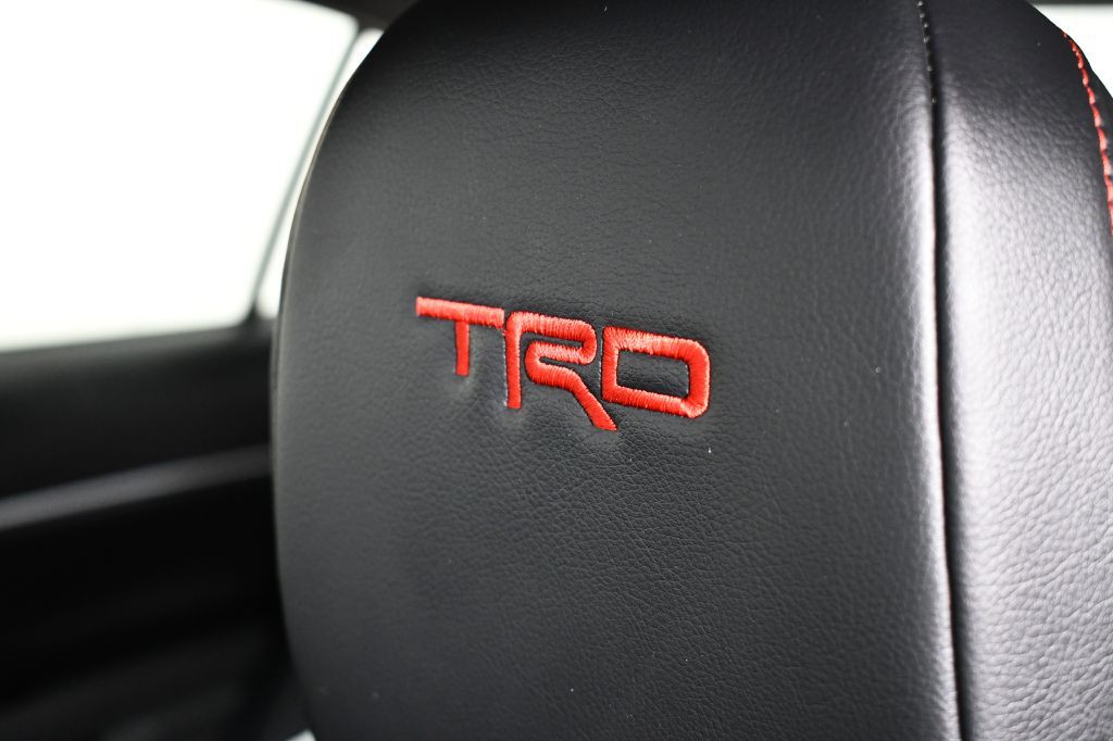 2021 Toyota Camry Image 25