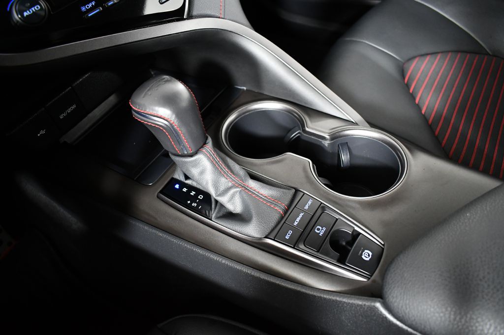2021 Toyota Camry Image 33