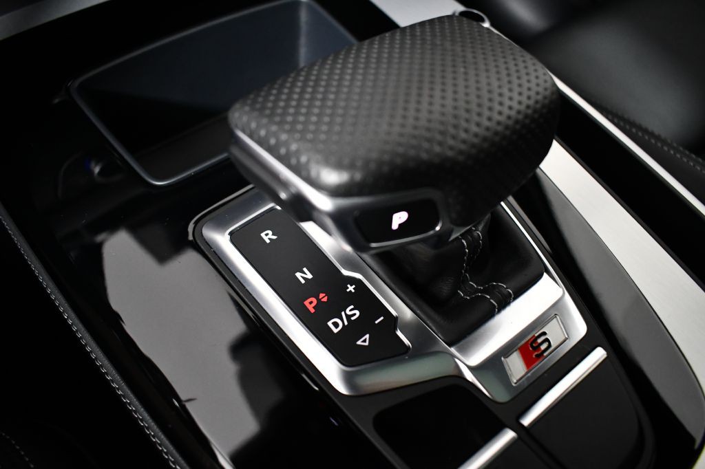 2021 Audi Q5 Image 40