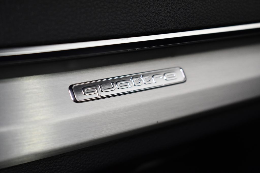 2021 Audi Q5 Image 44