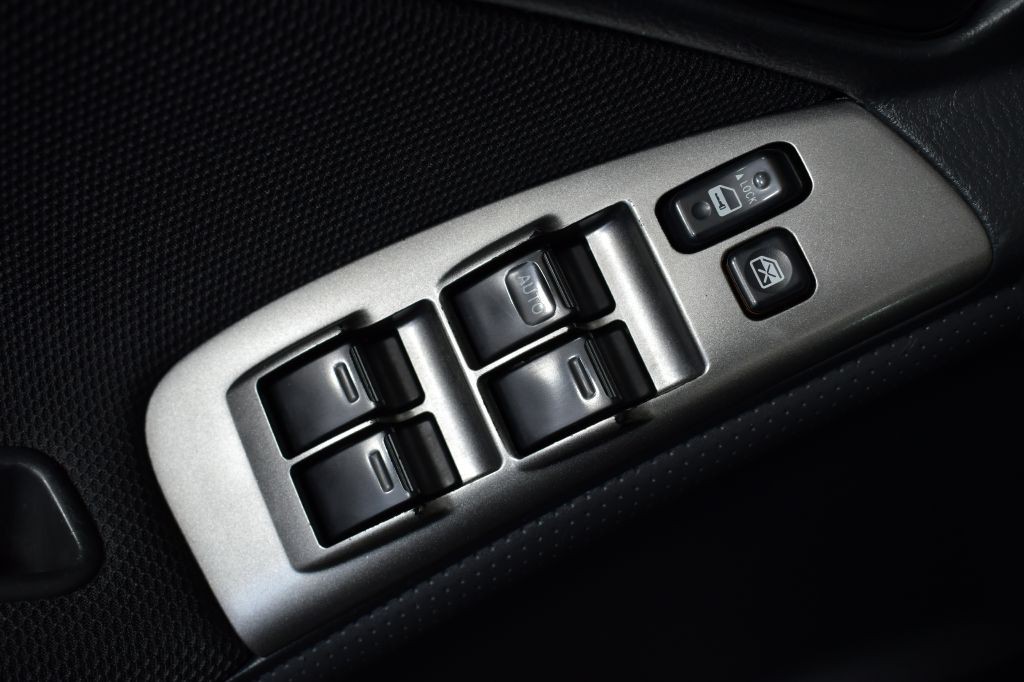 2007 Toyota Corolla Image 34