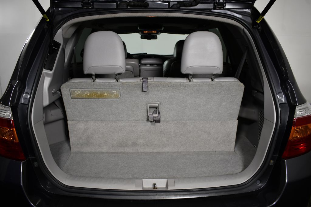 2010 Toyota Highlander Image 12