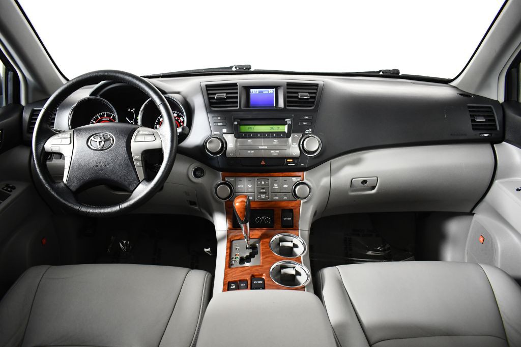 2010 Toyota Highlander Image 15