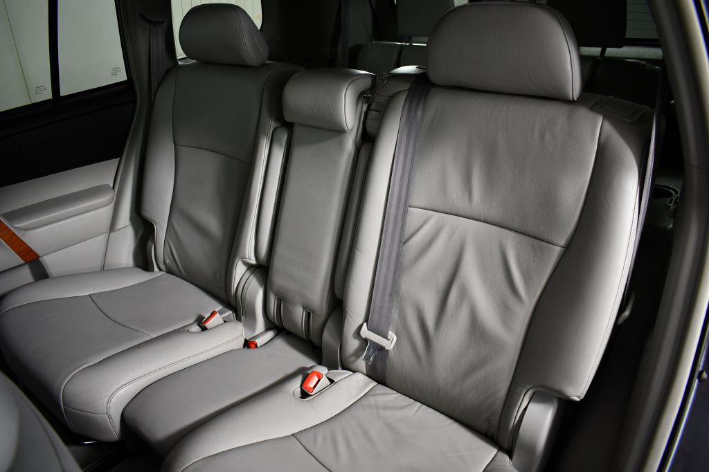 2010 Toyota Highlander Image 22