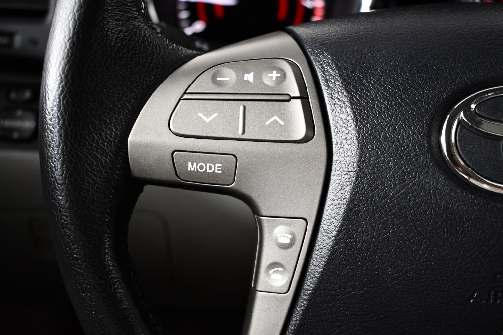 2010 Toyota Highlander Image 30