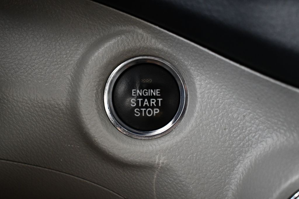 2010 Toyota Highlander Image 34