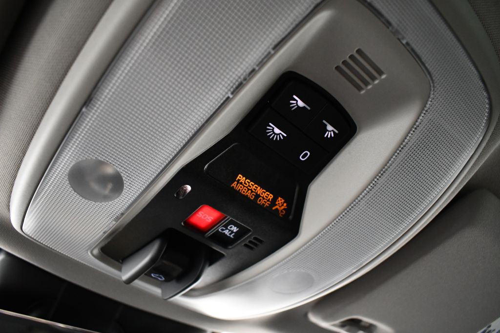 2015 Volvo XC60 Image 41