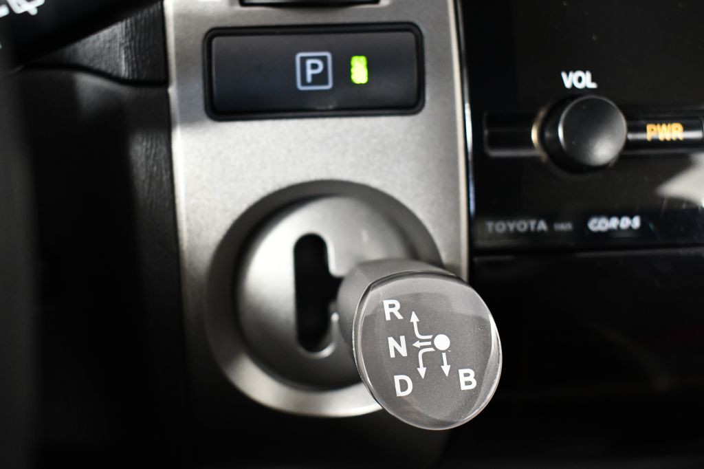 2008 Toyota Prius Image 32