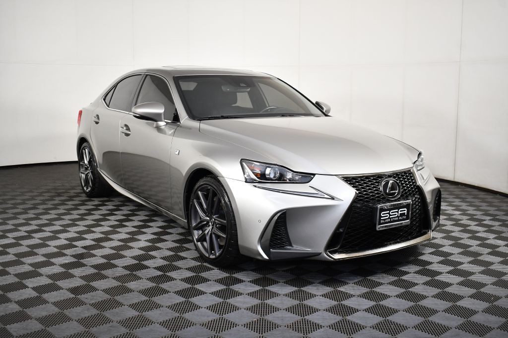 2020 Lexus IS Image 3