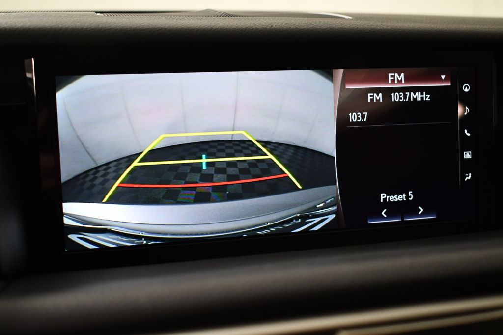 2020 Lexus IS Image 44