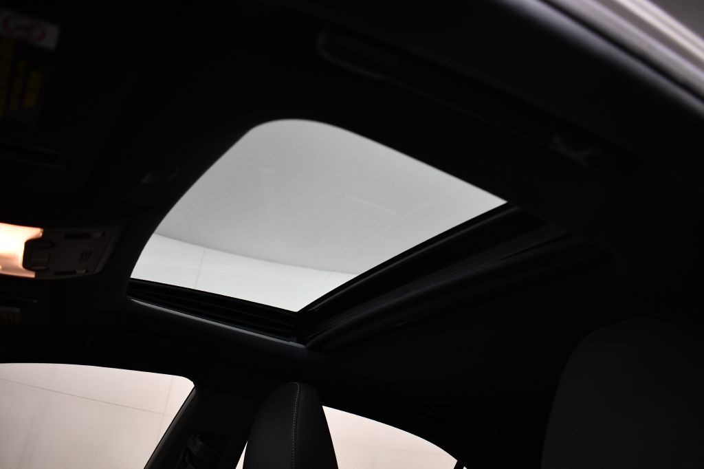 2020 Lexus IS Image 49
