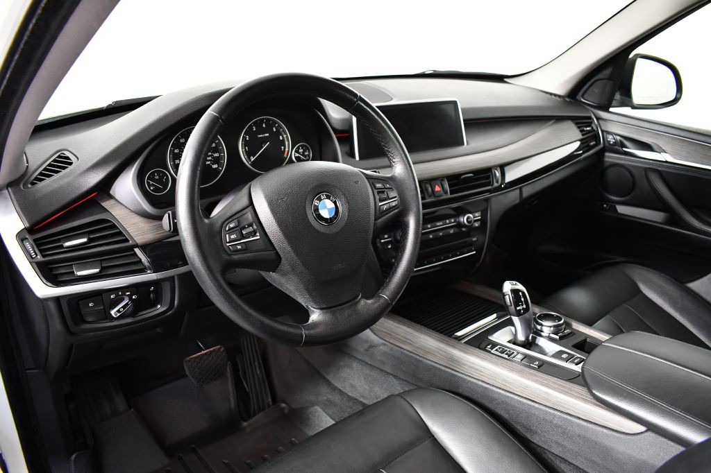 2014 BMW X5 Image 21