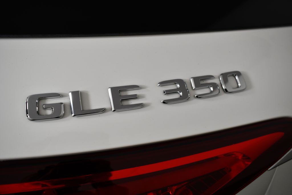 2021 Mercedes-Benz GLE-Class Image 13