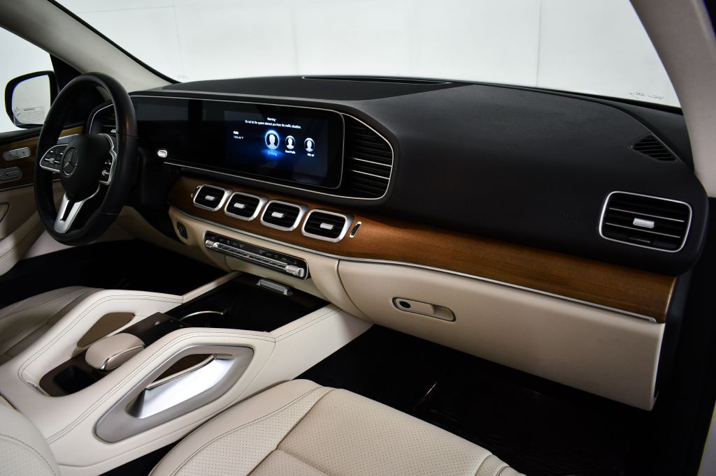 2021 Mercedes-Benz GLE-Class Image 22