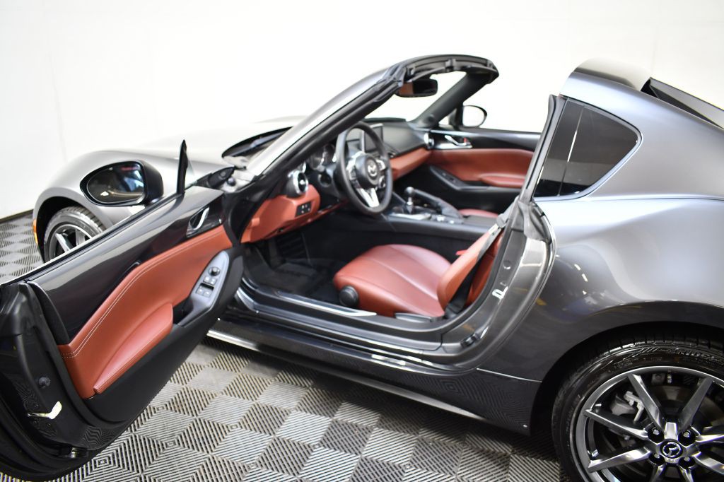2017 Mazda MX-5 Miata Image 17
