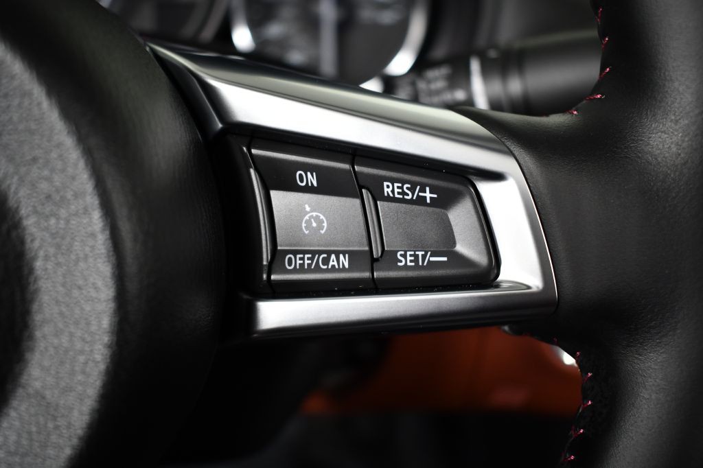 2017 Mazda MX-5 Miata Image 31