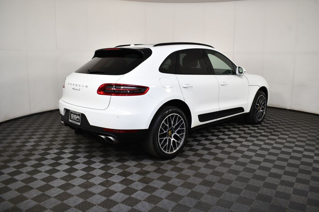 2018 Porsche Macan Image 7