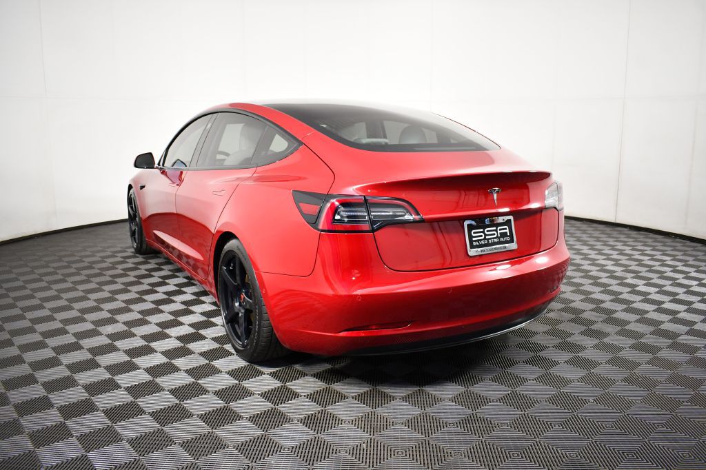 2018 Tesla Model 3 Image 9