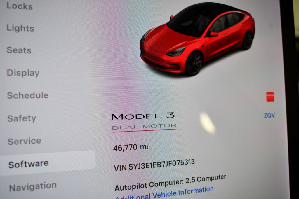 2018 Tesla Model 3 Image 37