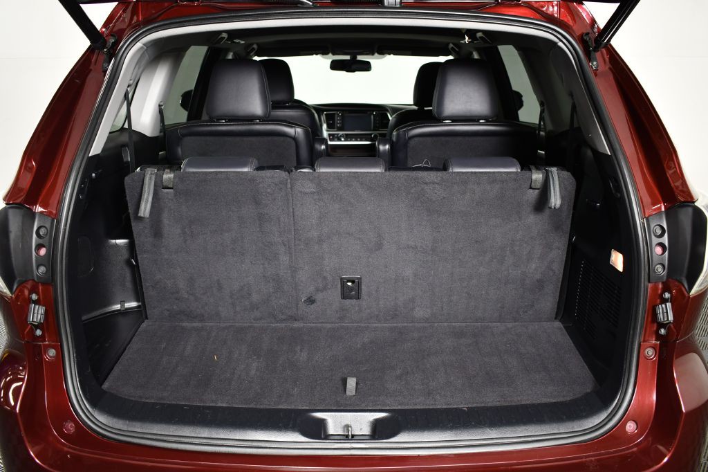 2014 Toyota Highlander Image 13