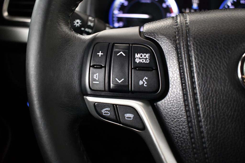 2014 Toyota Highlander Image 33