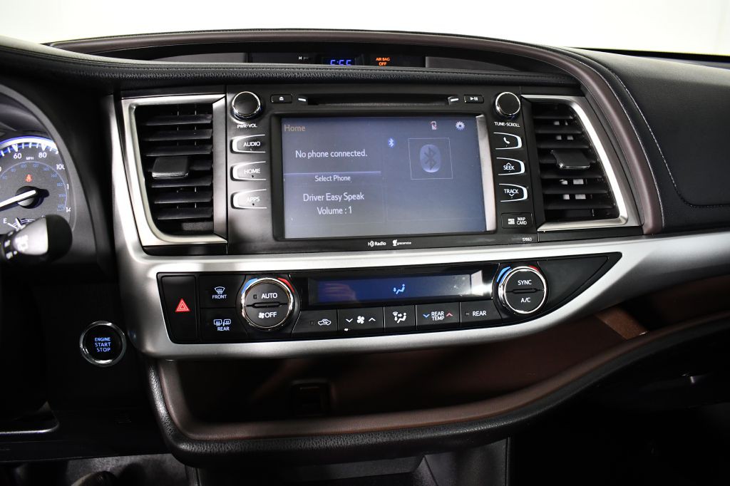 2014 Toyota Highlander Image 37