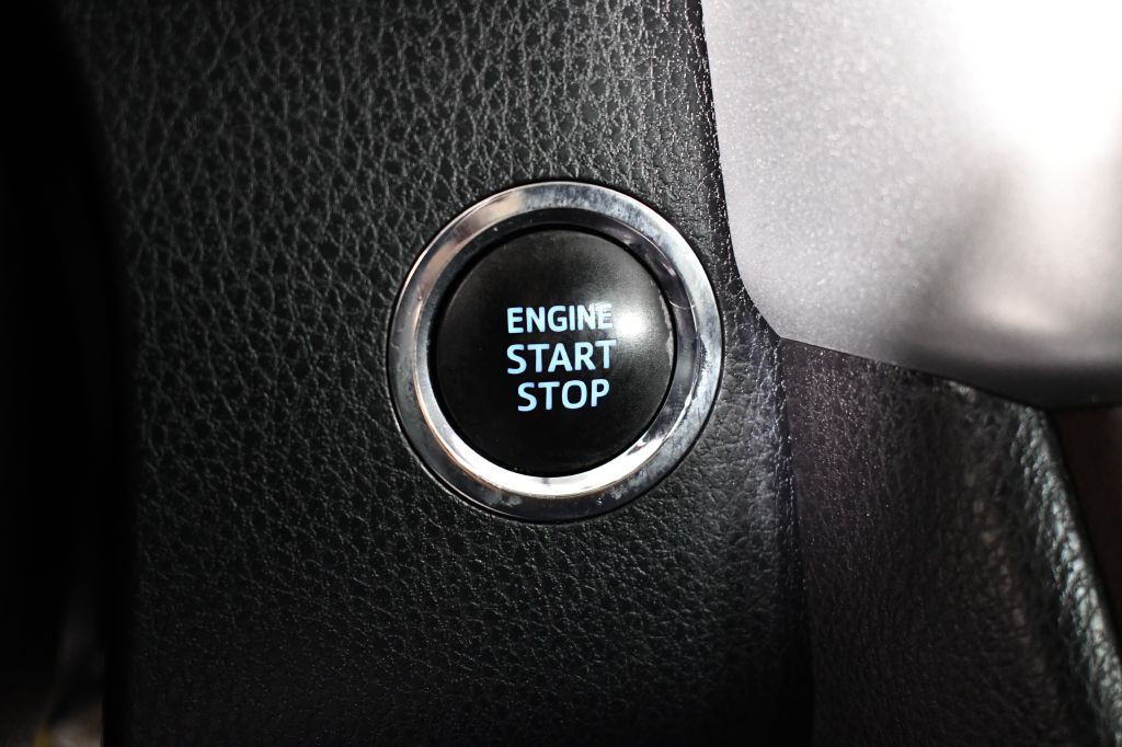 2014 Toyota Highlander Image 38