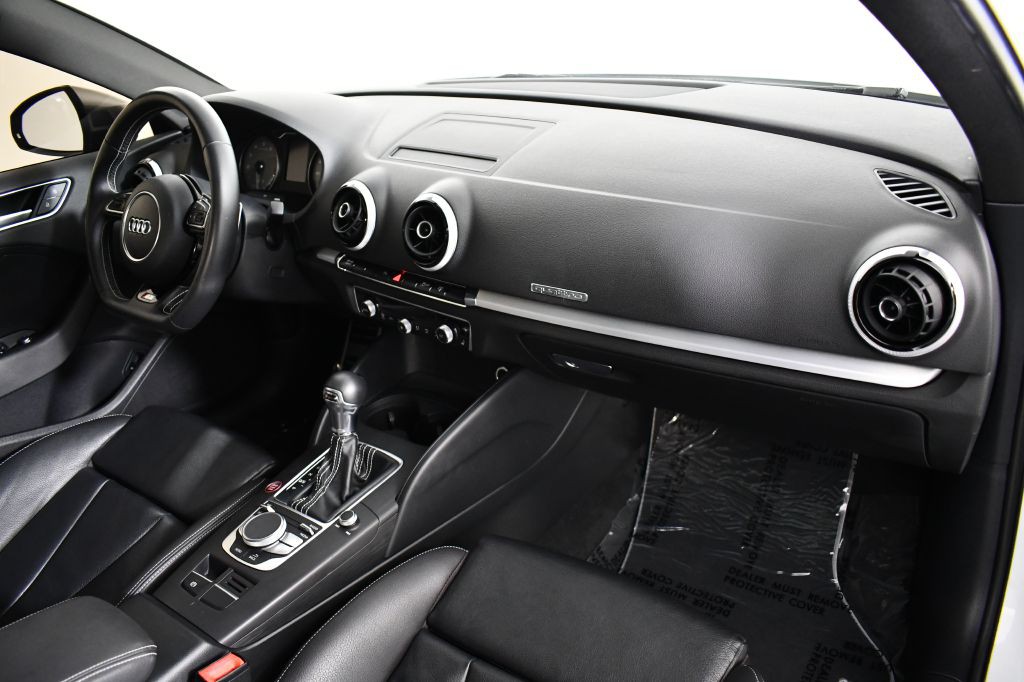 2016 Audi S3 Image 24