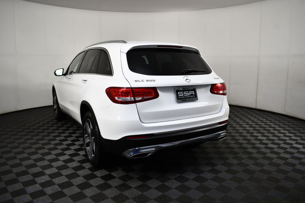 2019 Mercedes-Benz GLC-Class Image 9