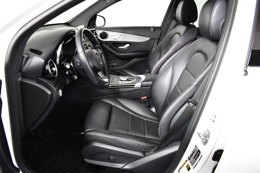 2019 Mercedes-Benz GLC-Class Image 19