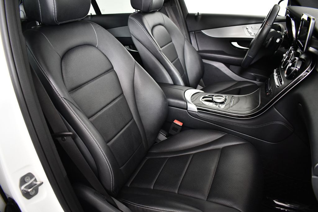 2019 Mercedes-Benz GLC-Class Image 22