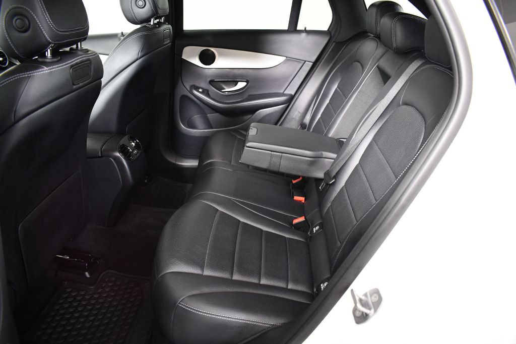 2019 Mercedes-Benz GLC-Class Image 25