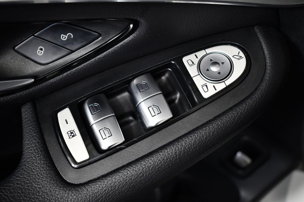 2019 Mercedes-Benz GLC-Class Image 46